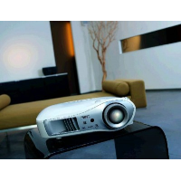 проектор Epson EMP-TW700 Белый